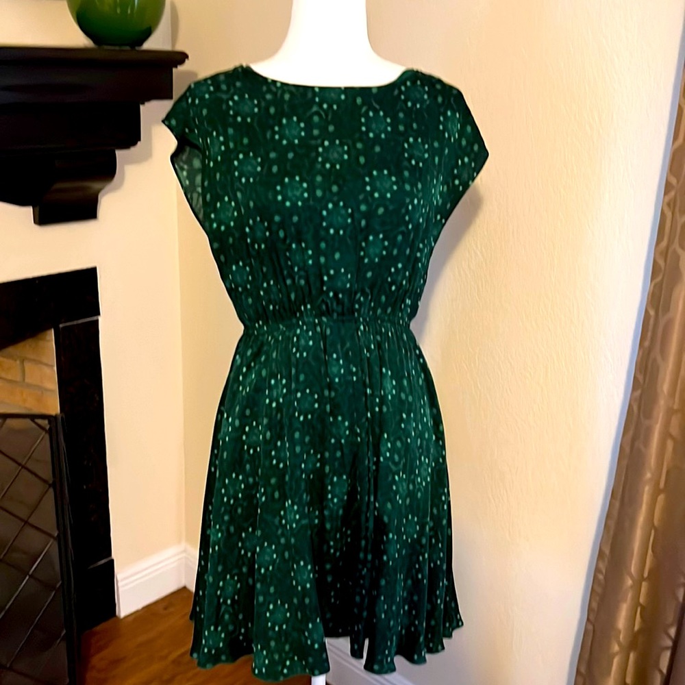 ALICE + OLIVIA SILK DRESS 🍀🍀🍀